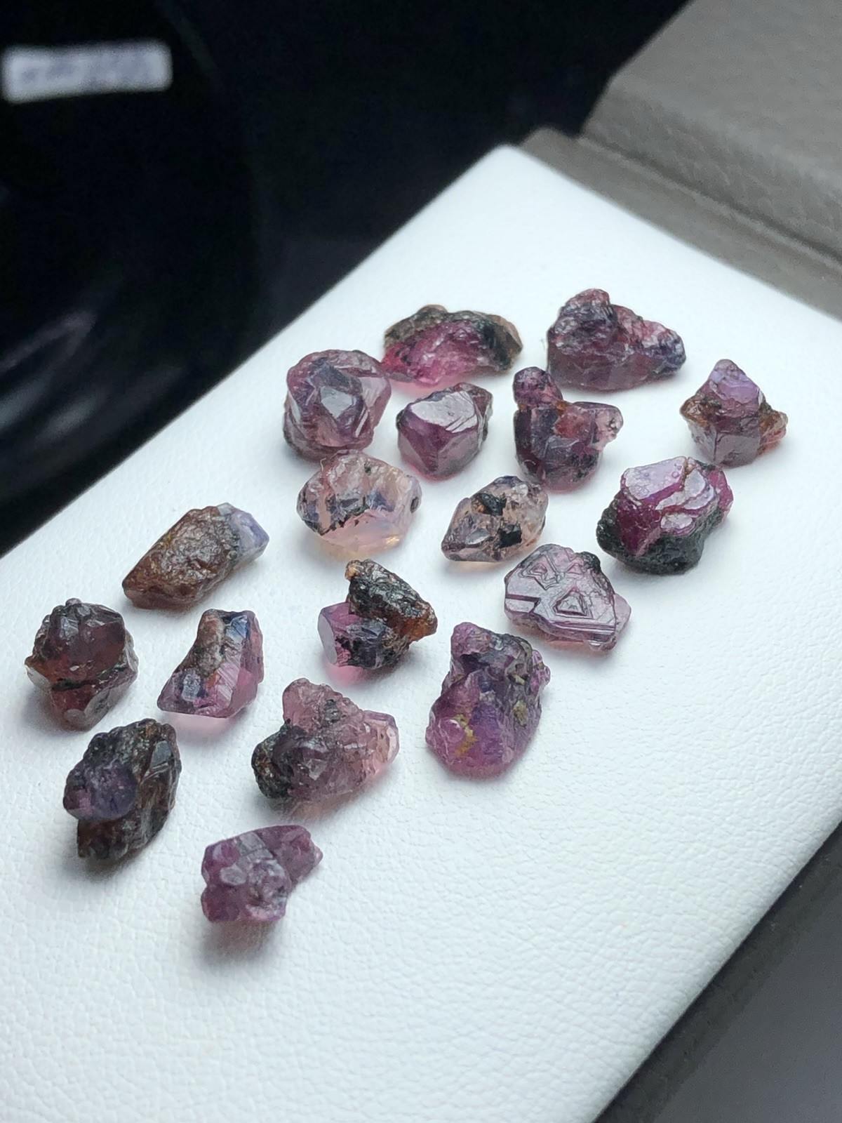 41.25 Crt / 18 Pieces / Natural Rare Winza Sapphire Crystal Hand Selected Piece