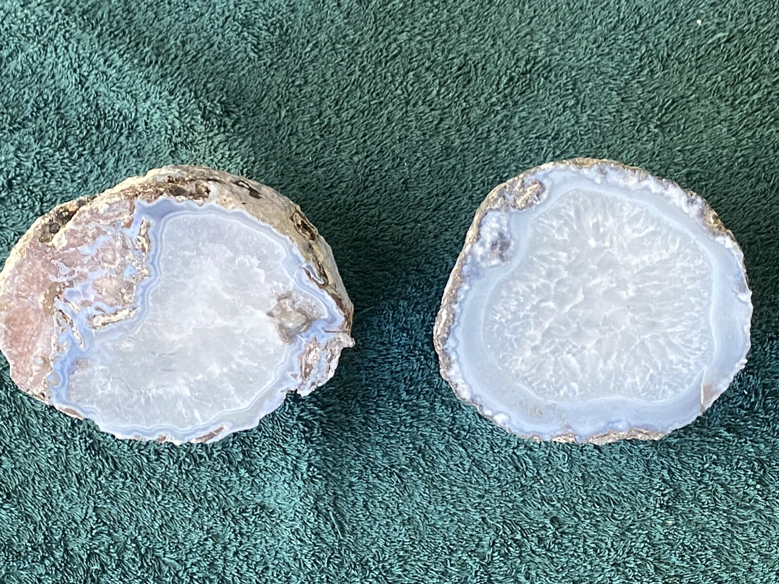 TWO (2) BEAUTIFUL LARGE NATURAL GEODE HALFS~AUTHENTIC & UNUSUAL~EXCELLENT ITEMS
