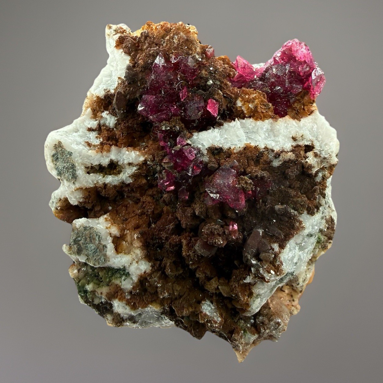 Roselite & Wendwilsonite Crystals : Aghbar Mine . Bou Azzer , Morocco 🇲🇦