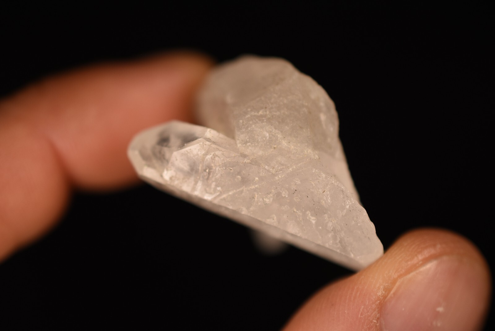 5 *CLEAR QUARTZ* Crystals 2-4cm 44.1g Clear Natural Stones Healing Crystals