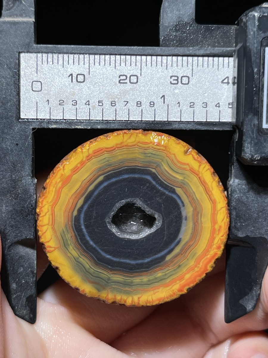 1Pair China Agate Hebei xuanhua natural Crystal Geodes collectible 72g A31