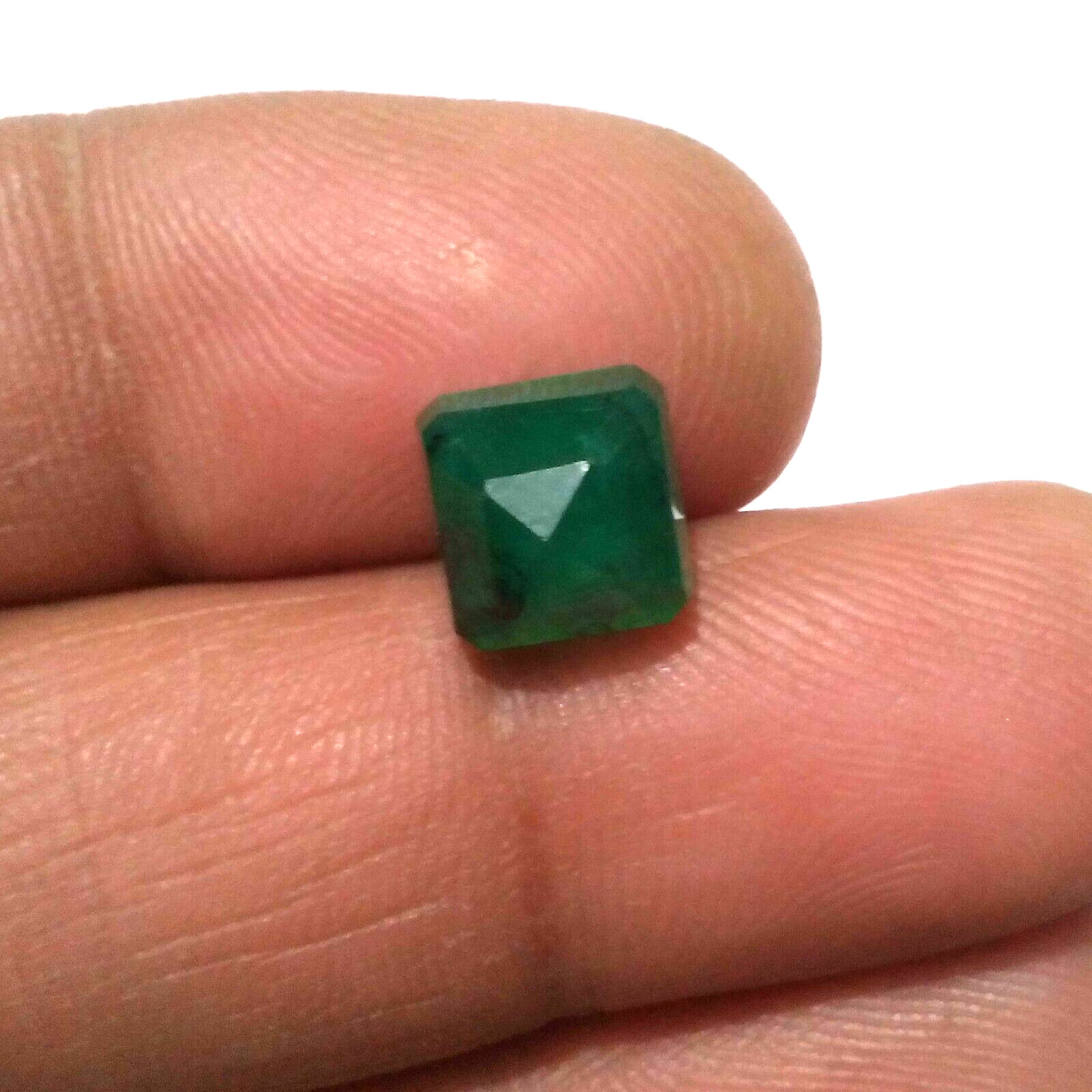 Top Quality Zambian Emerald Faceted Emerald 4 Crt Gorgeous Green Loose Gemstone