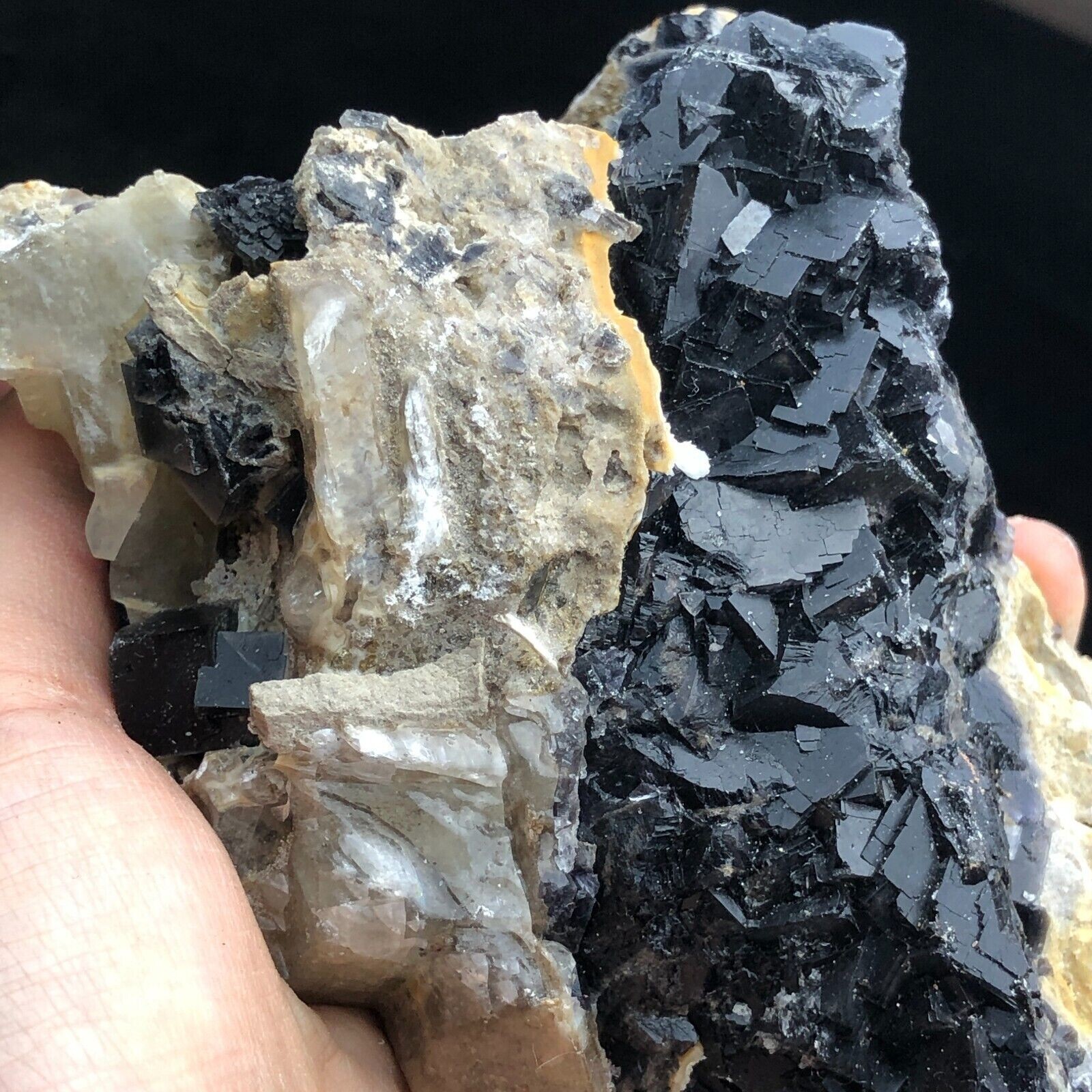 486g Translucent Deep Purple Cube Ladder Fluorescence Fluorite & Calcite