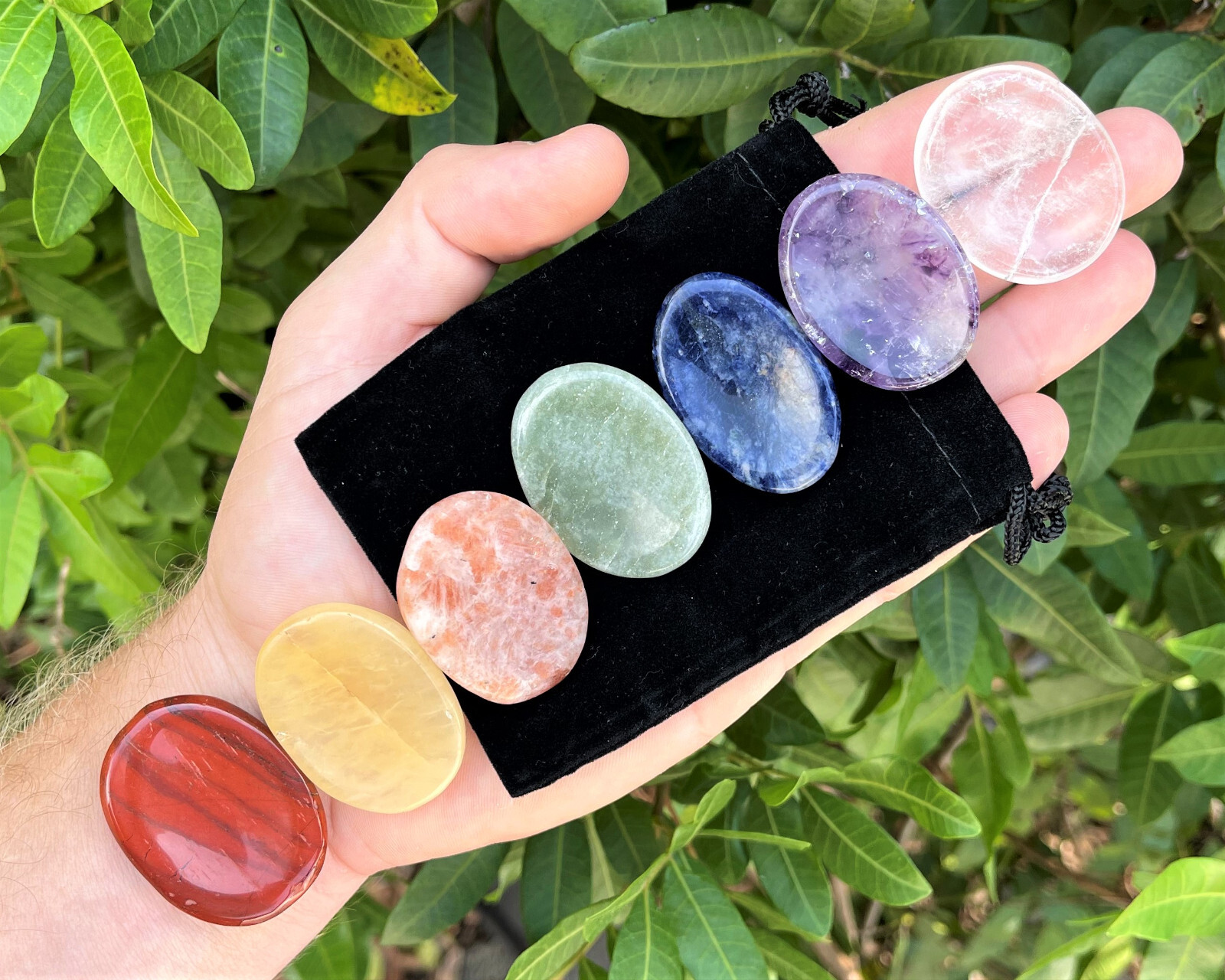 Worry Stone 7 CHAKRA Kit with Velvet Pouch (Chakra Stone Set, Beginner Crystals)