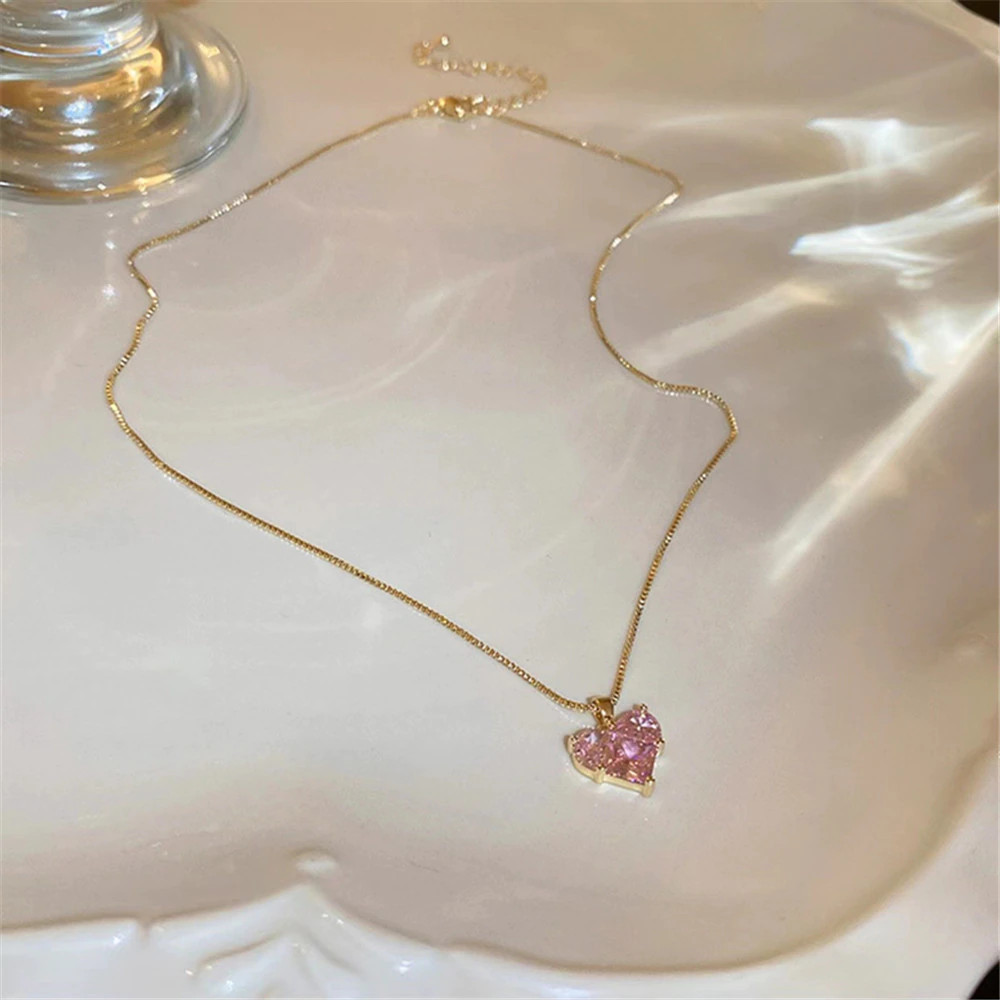Women’s Fashion Jewelry Gold Pink Rhinestone Heart Pendant Necklace Gift 1PC