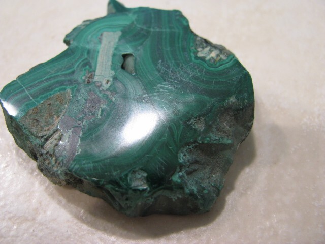M1 – 65g PALM SIZE MALACHITE SLAB 2 SIDE POLISHED GEMSTONE CONGO slice lapidary