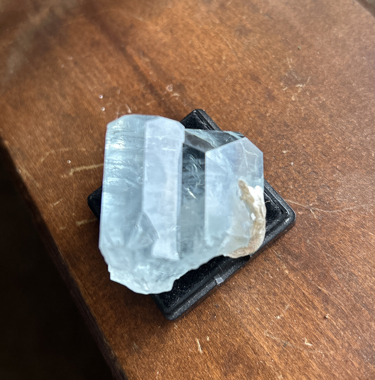 Huge 275 CT Natural Untreated Aquamarine Crystal High Clarity Gemmy Look