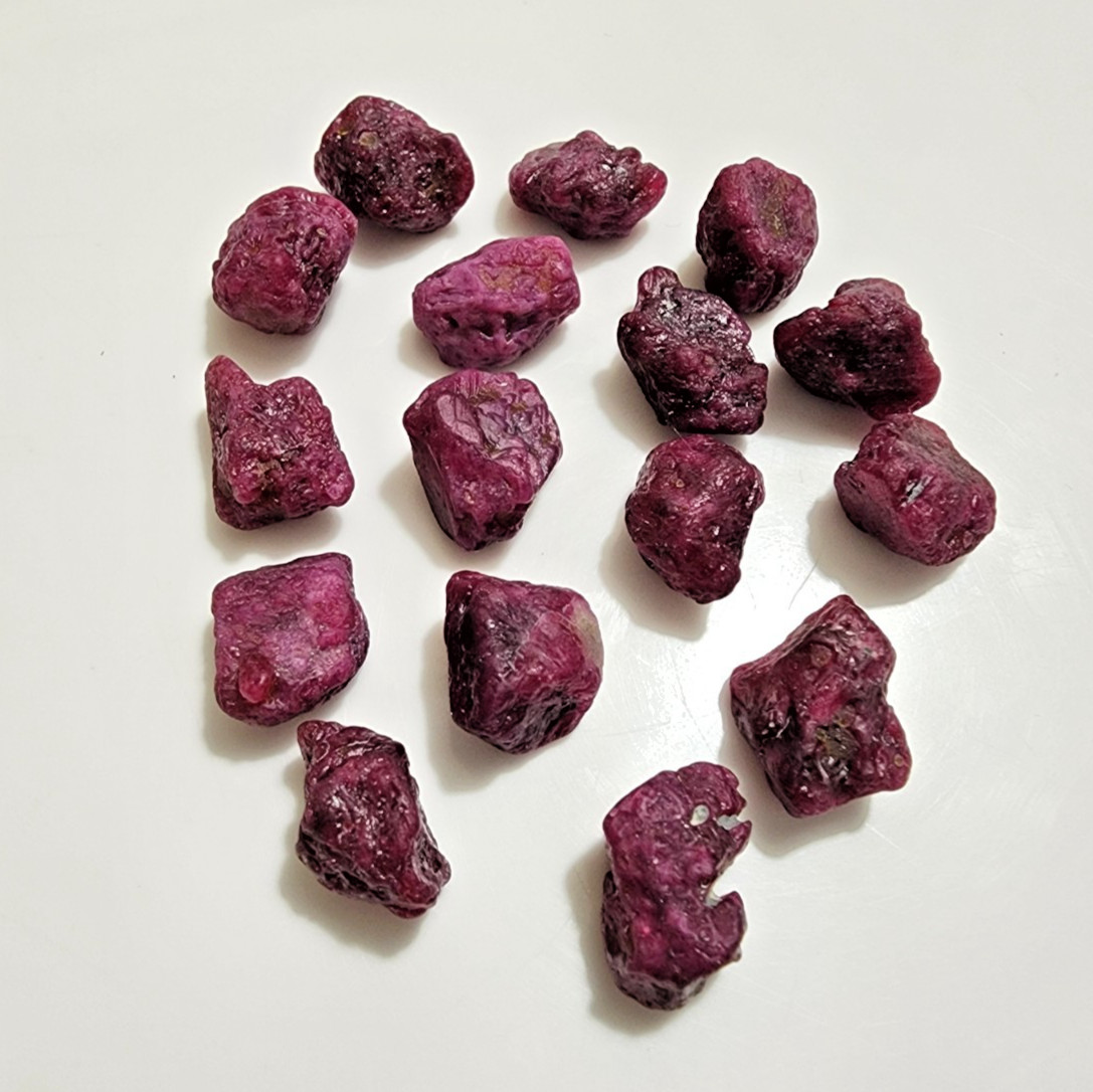 13-14mm Red Ruby Rough Natural Lot 16 Pieces Raw Loose Gemstone Crystals Stone