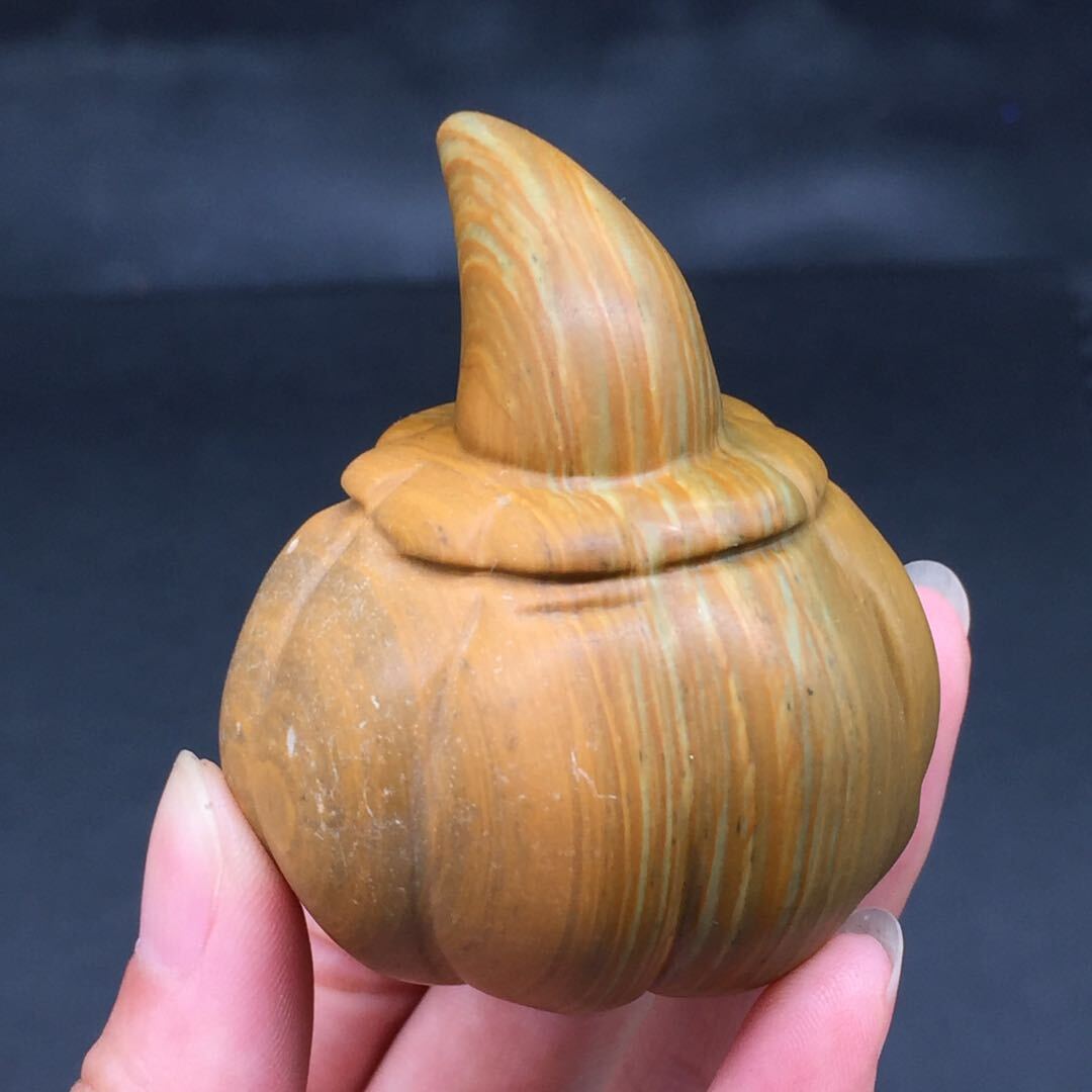 Natural Songhua Stone Quartz Crystal Carved Pumpkin Halloween Decora Healing 1Pc