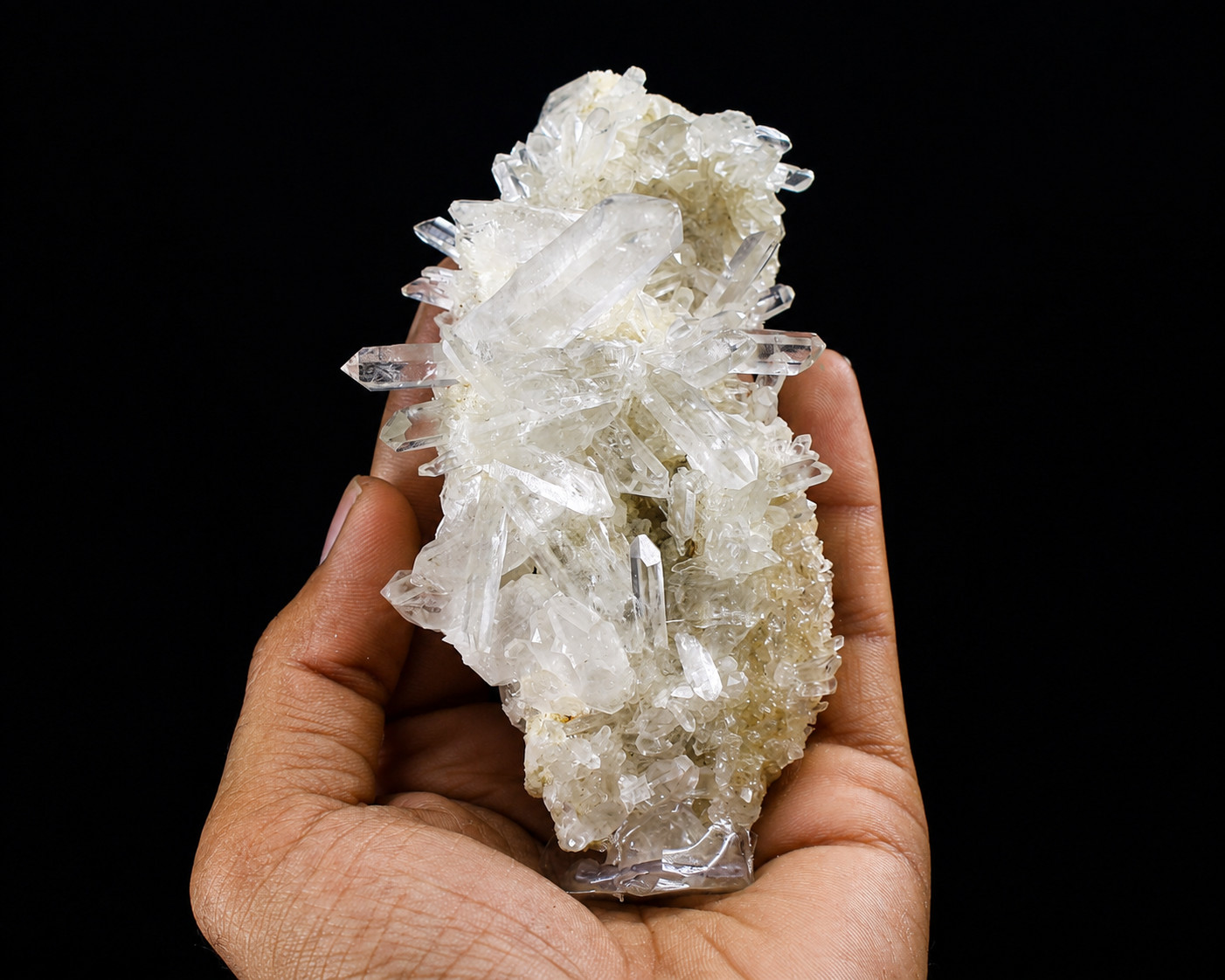 Natural Quartz 270g 12X7X6cm Specimen India