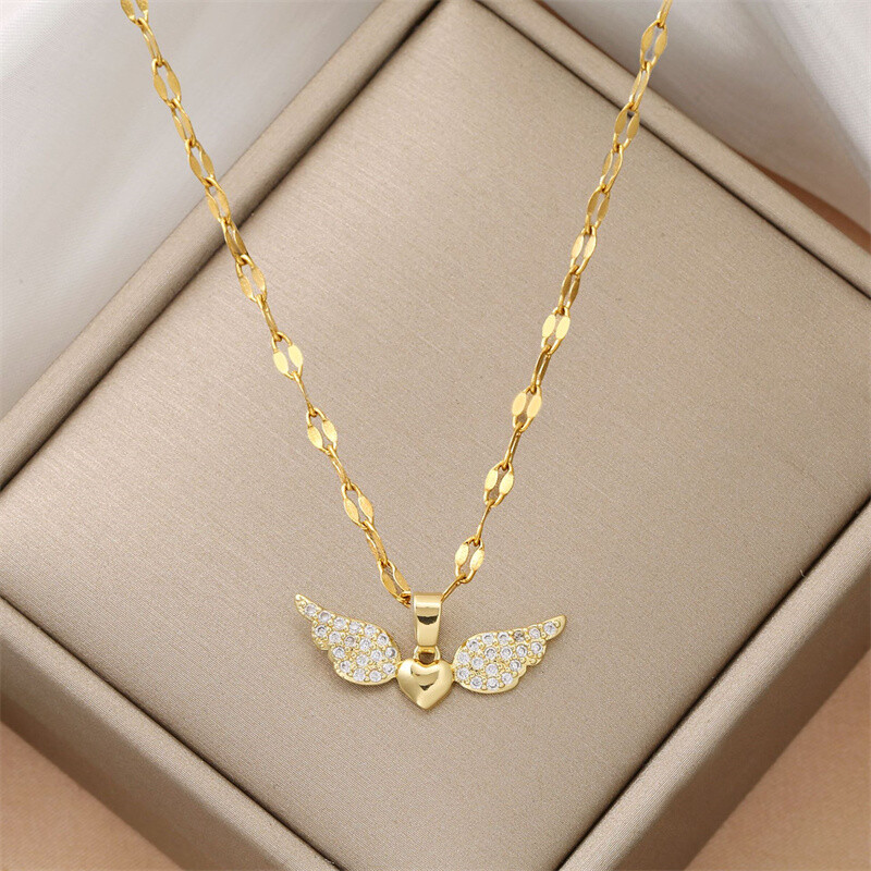 Women’s Fashion Jewelry Cubic Zircon Gold Love wings Pendant Necklace 1PC