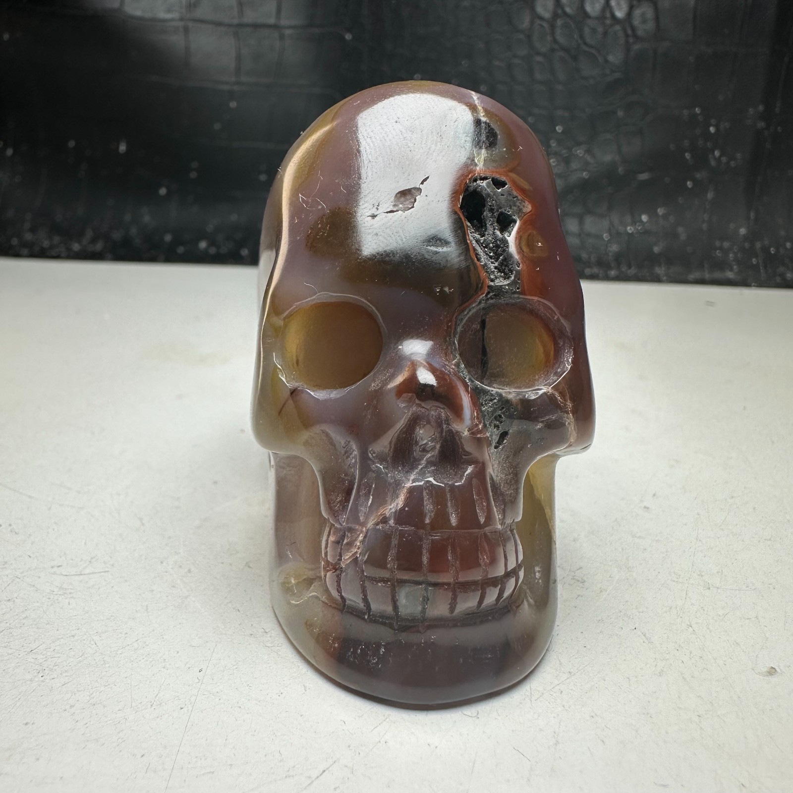 Natural Crystal Mineral Specimen. Geode Agate. Hand-carved SKULL. Statue.GIFT.cz