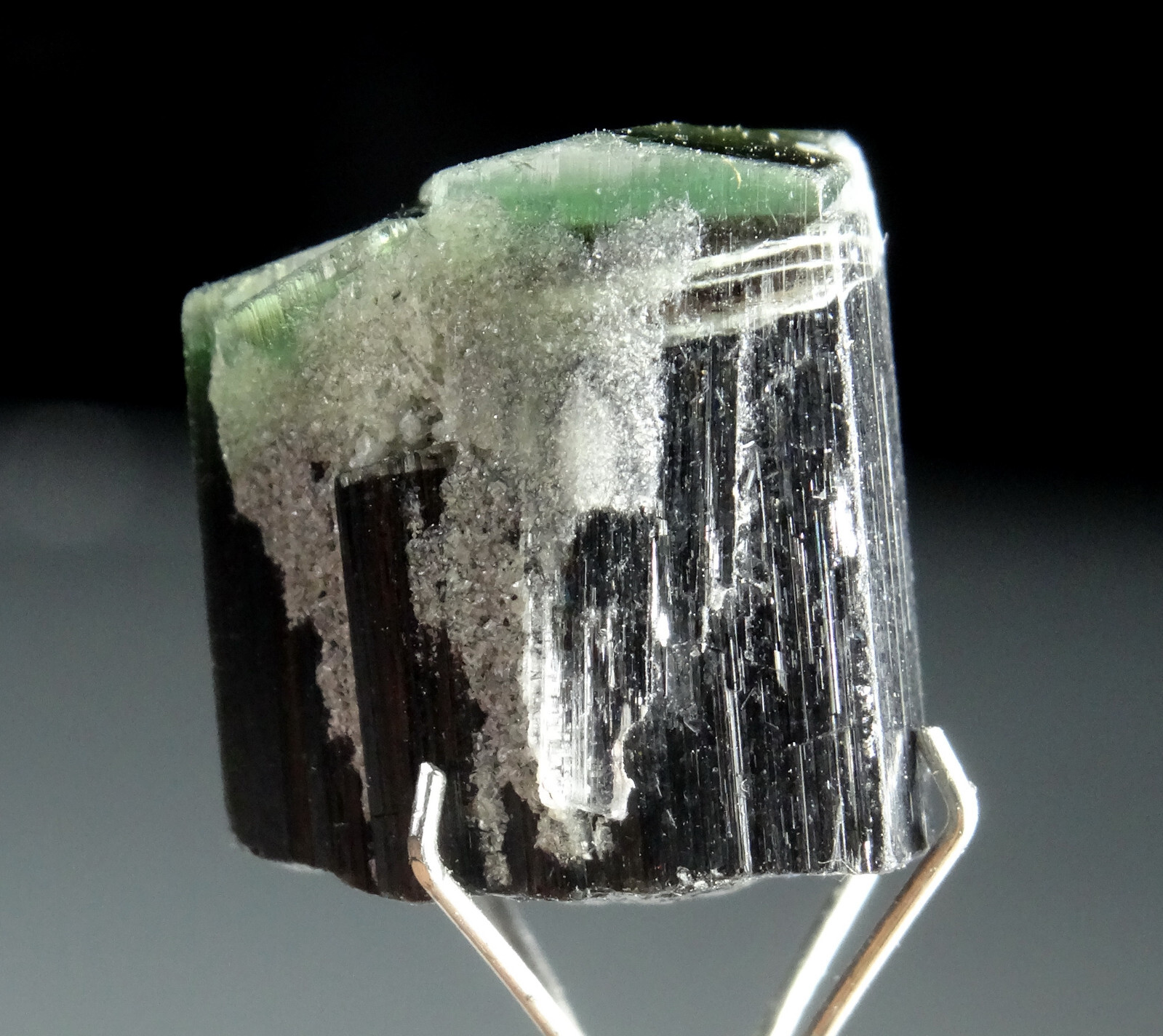 16 CARATS GREEN CAP NATURAL TOURMALINE & FELDSPAR FROM PAKISTAN, (Tur-71),