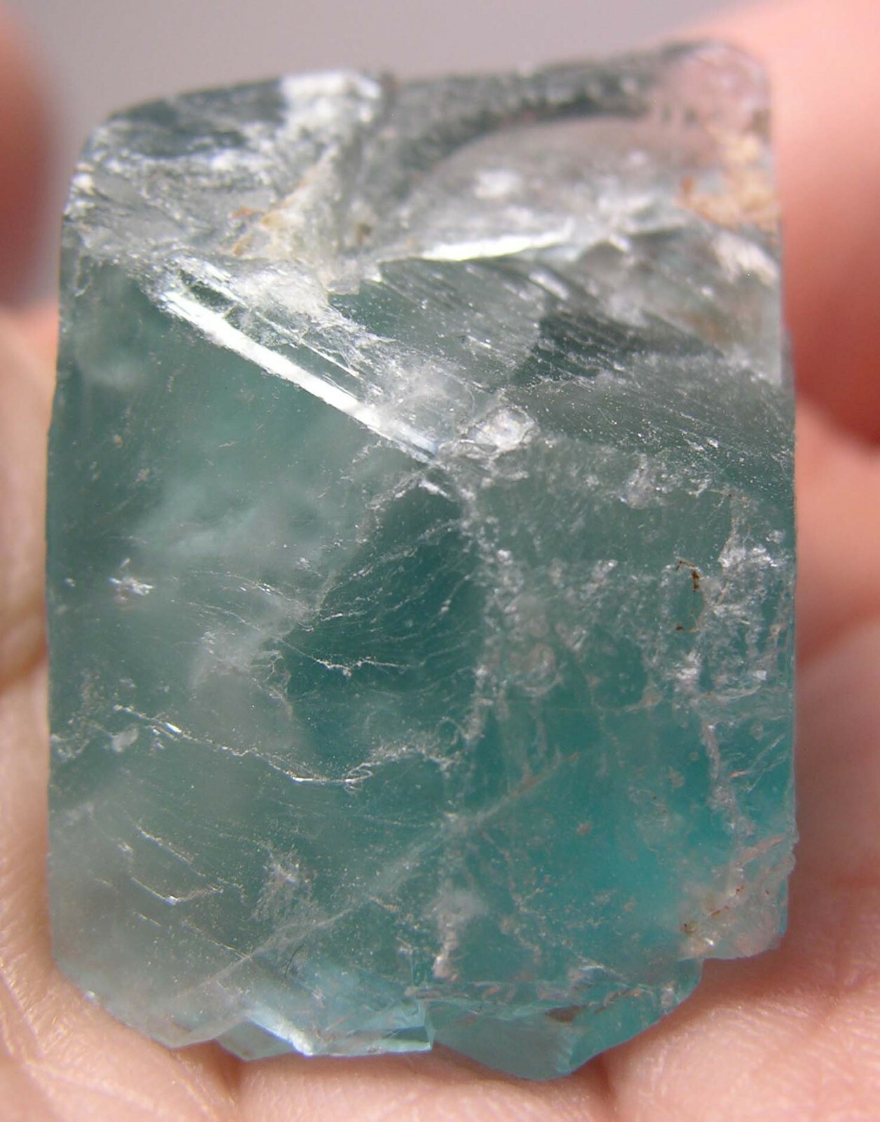 #5 China 103.90ct 100% Natural Rough Teal Fluorite Crystal Specimen 20.75g 32mm