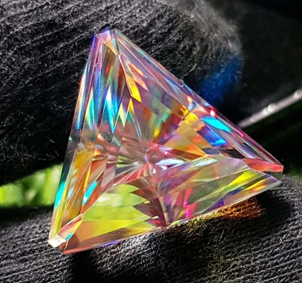 Certified Trillion Cut 100 Ct Natural Rainbow Color Mystic Topaz Loose Gemstone