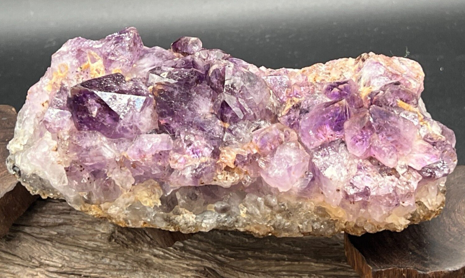 Natural amethyst geode cluster quartz crystal speciman 1.12 Pounds