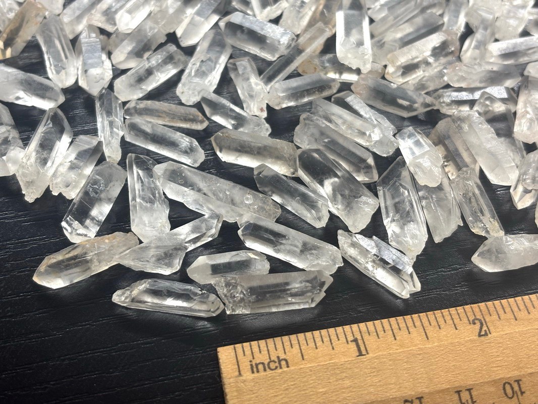 140-160PCS JEWELRY MINI POINTS 1/2 LB MICRO CLEAR QUARTZ CRYSTAL TINY TIPS ROUGH