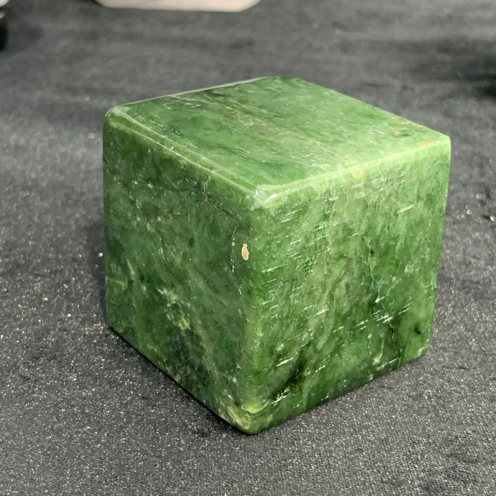 Top Quality Nephrite Jade Cube – 360g Hand-Polished Natural Healing Stone