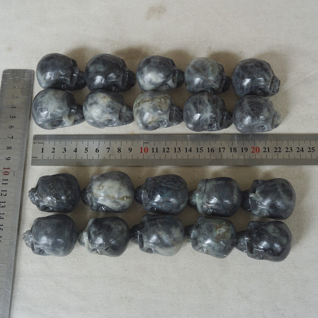 3LB 20 Small Natural Labradorite Quartz Crystal Skull Carving Head Healing 5cm