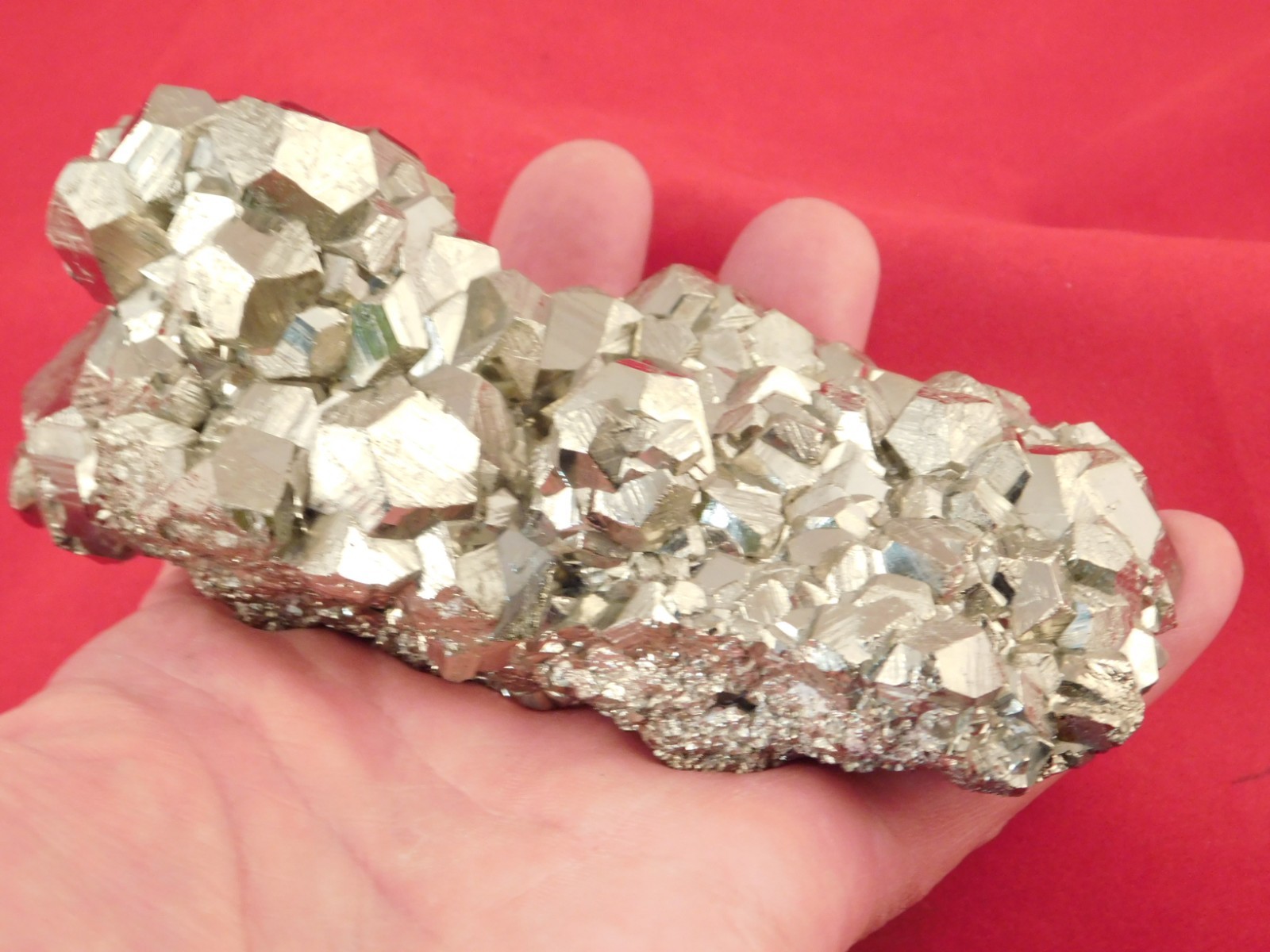 BIG! Dodecahedron PYRITE Crystal Cluster NICE! and 100% Natural Peru 850gr