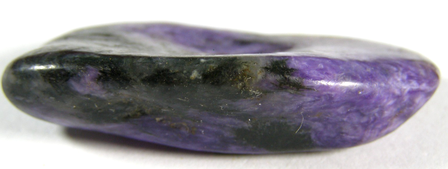 LARGE CHAROITE TUMBLESTONE – RUSSIA – 4.6 x 2.5 cms 15.50 gms #8