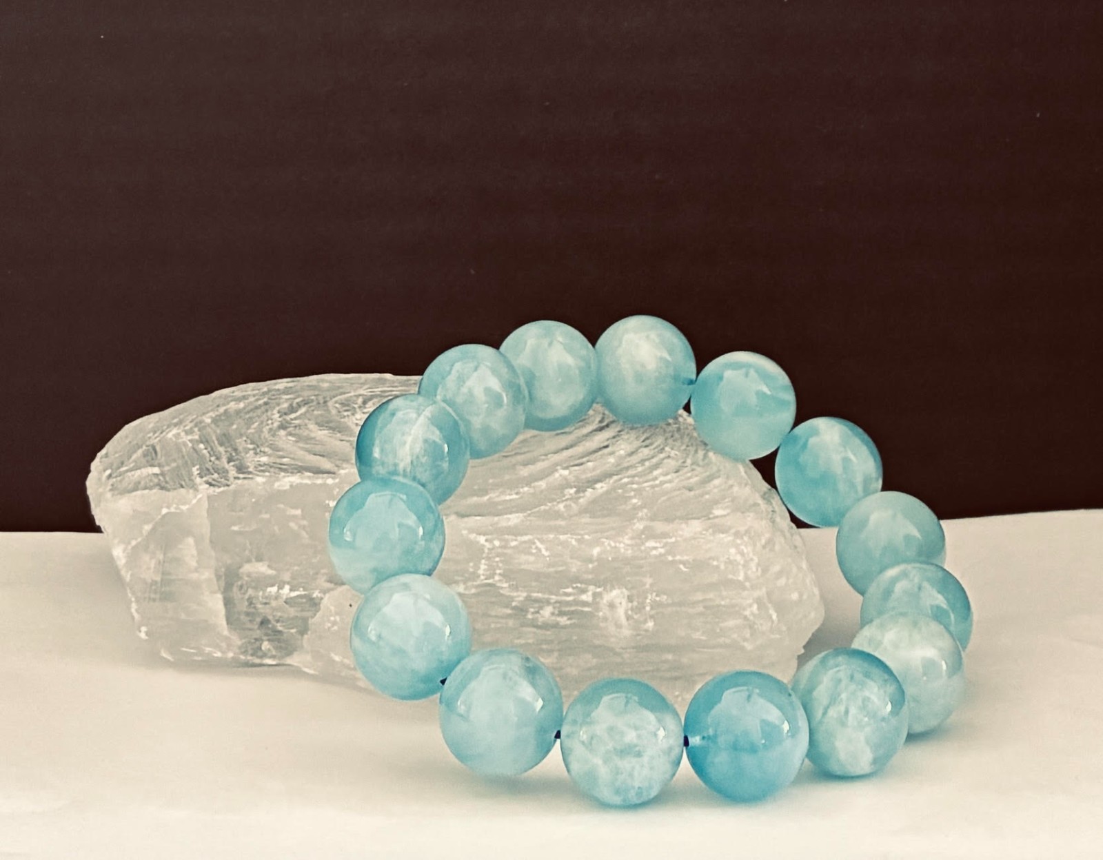 Island Aquamarine Stretch Beaded Bracelet: Crystal Jewelry 01