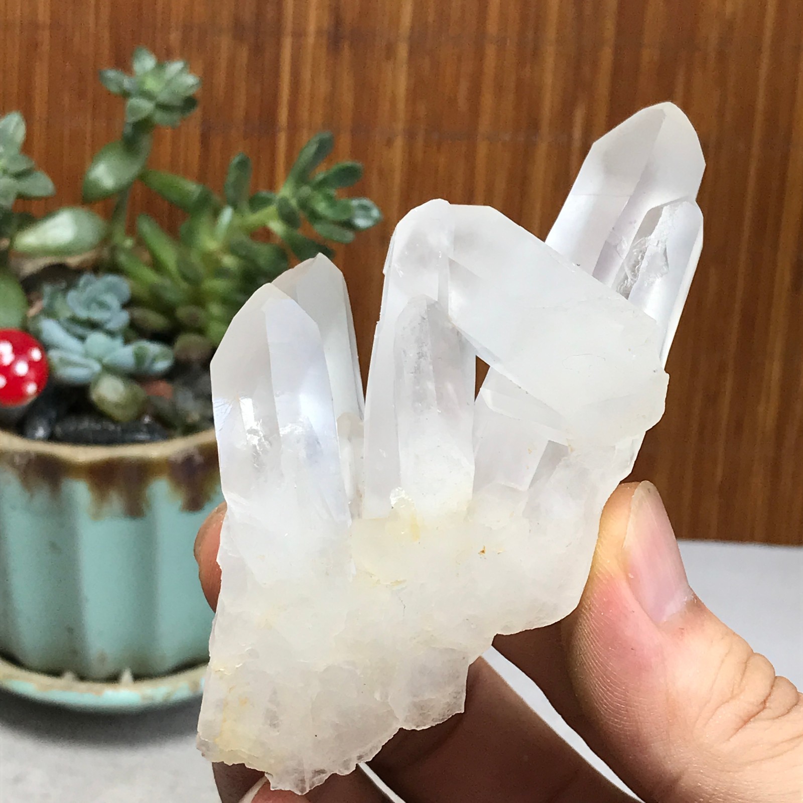 98-53-33mm Natural crystal clusters pretty Quartz Mineral Specimen 115g A6988