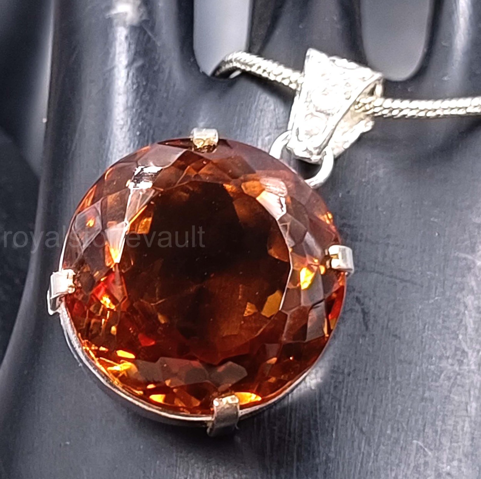 Certified 73.35Ct Alexandrite Pendant Colour Change 37x23mm Sterling Silver 5SDO