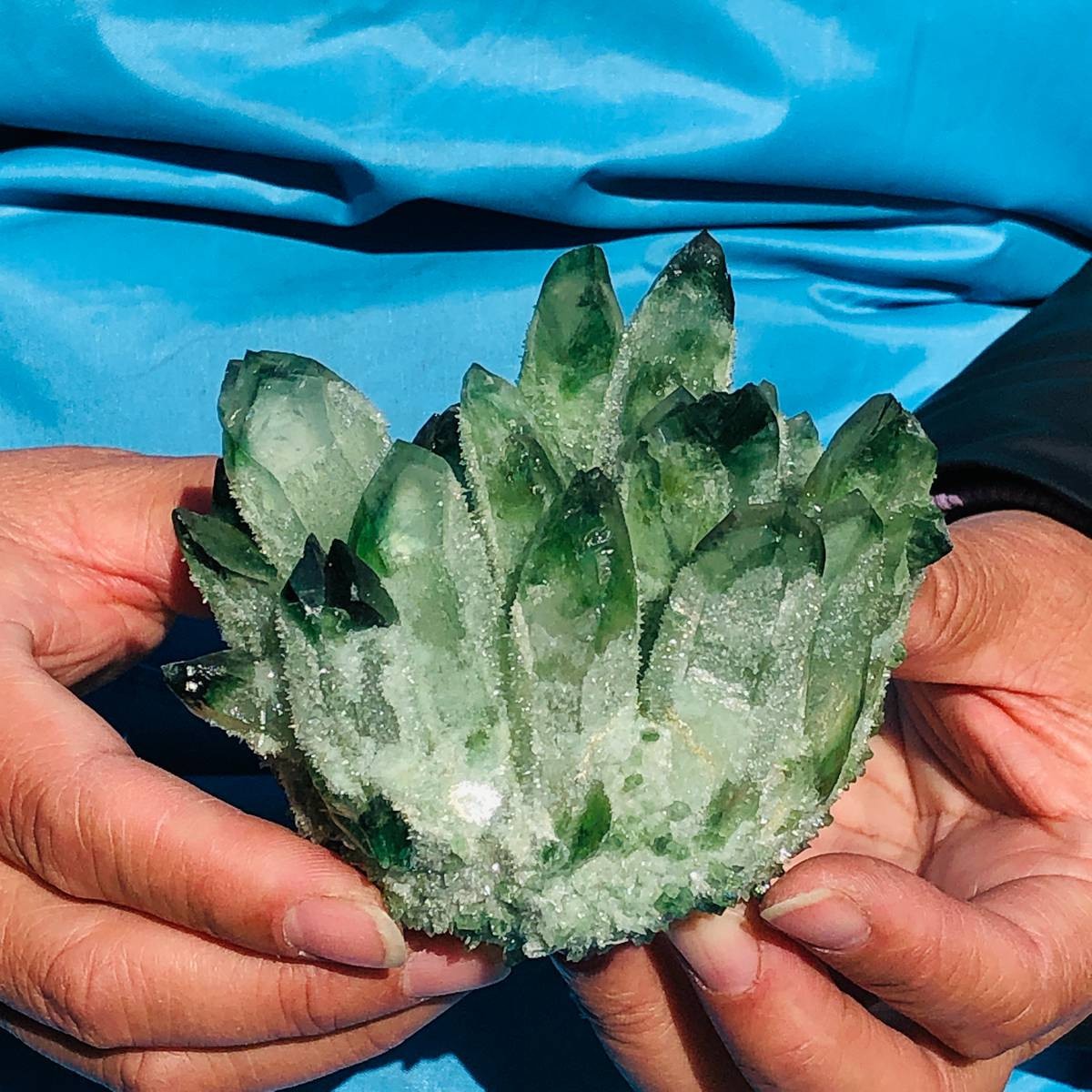 430+510+460+290g New Find green Phantom Quartz Crystal Cluster Mineral Specimen