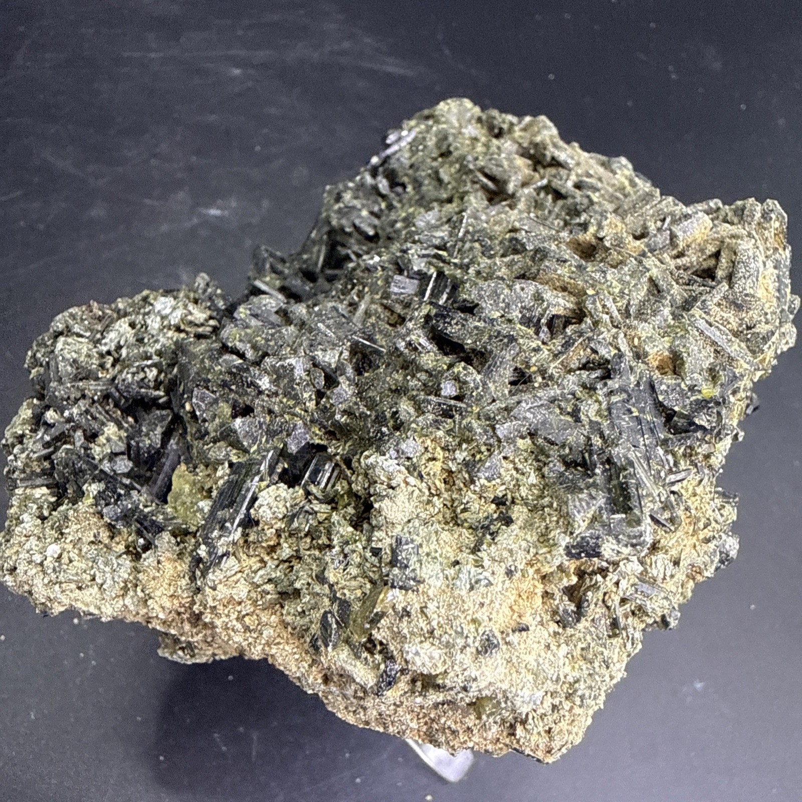 1.6 Lb Large Natural Epidote On Matrix From Pakistan. A+ Specimen,Minerals,Gems.