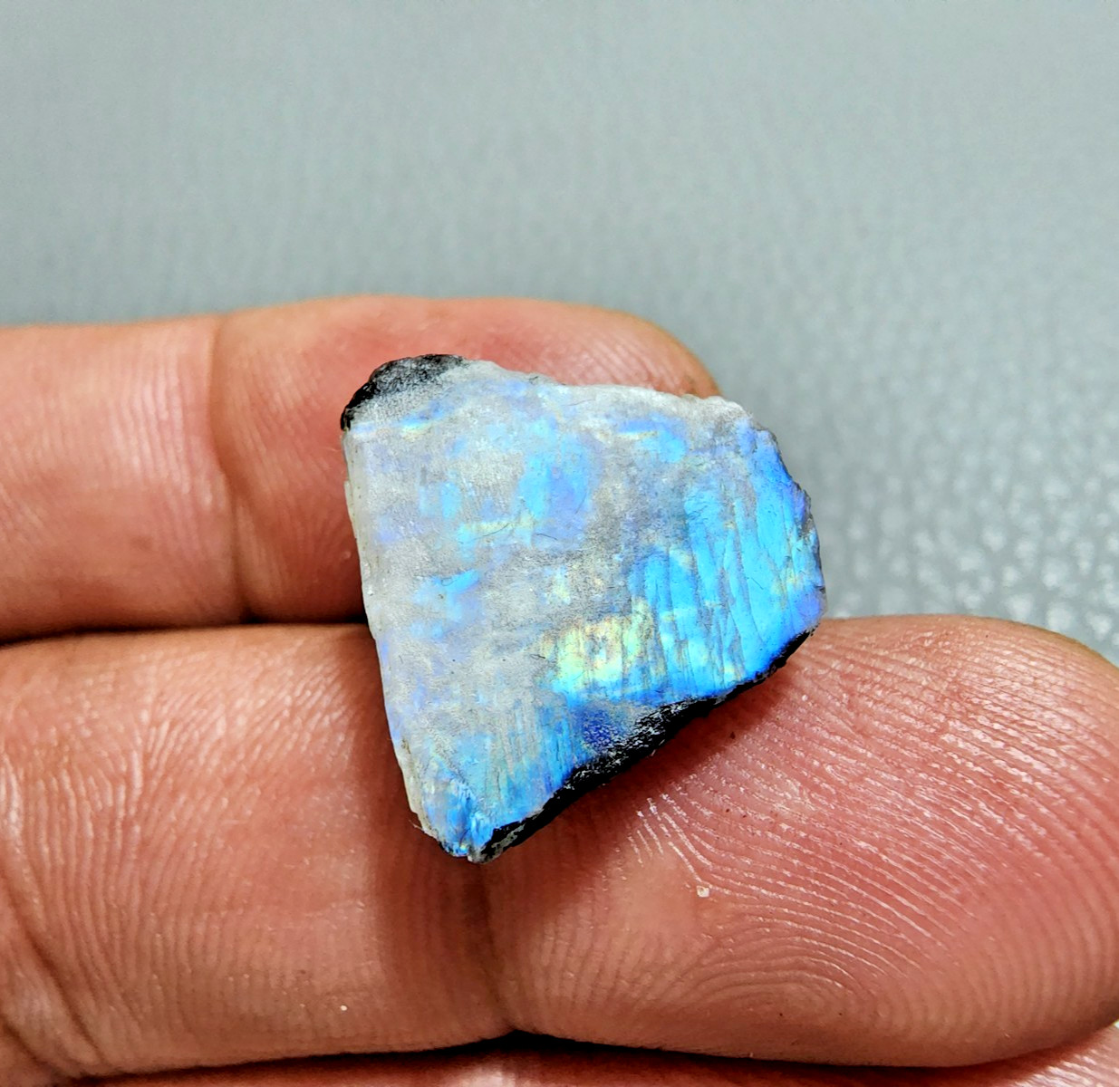 8 pcs AAA+ White Rainbow Moonstone Power Blue Fire Rough Loose Gemstone 13-17MM
