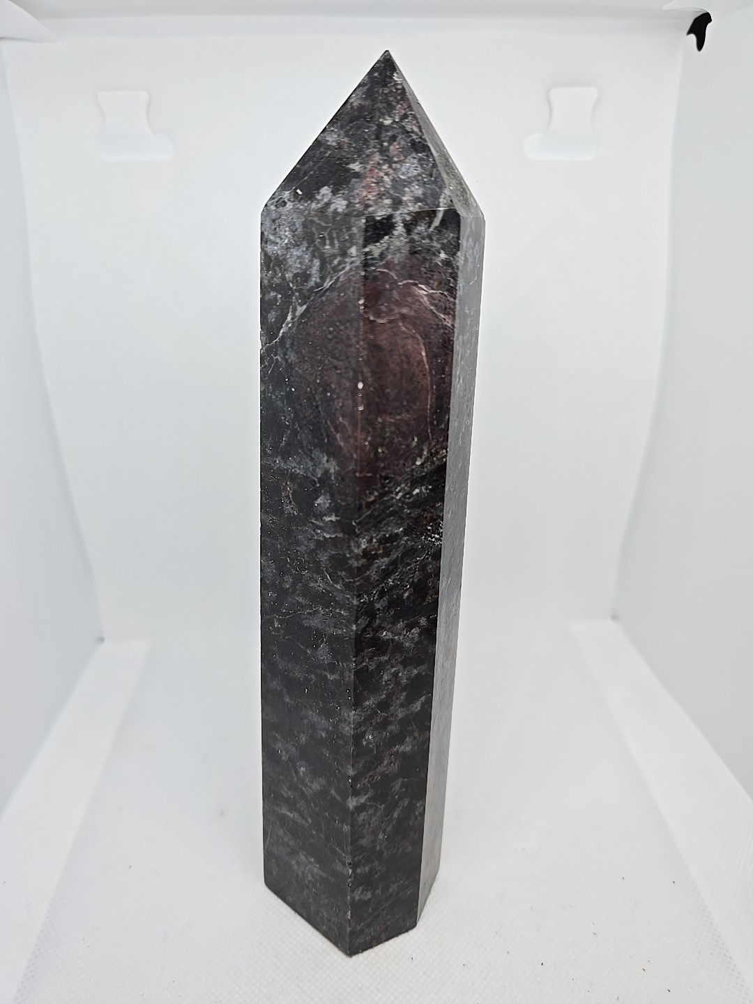 Large Garnet Indigo Gabbro Point Tower Generator