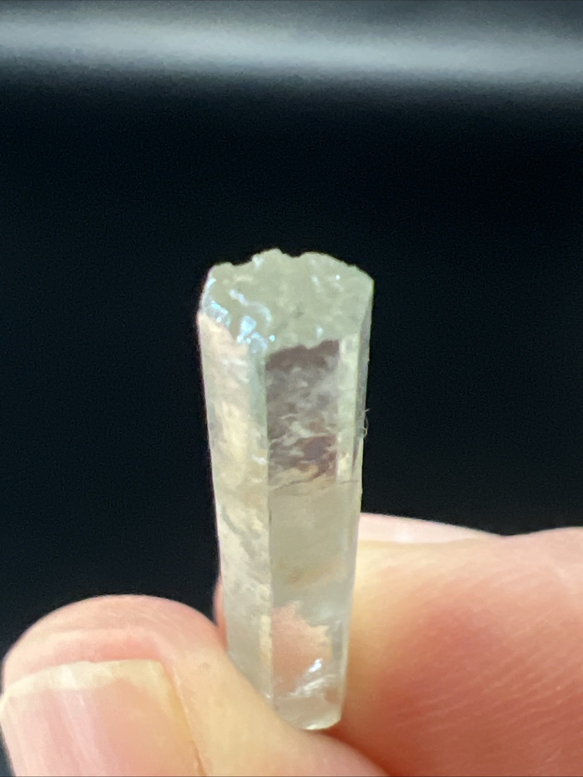 Vanadium Emerald Crystal – Nigeria Green Beryl Eye Clean Terminated -4+ct 1307