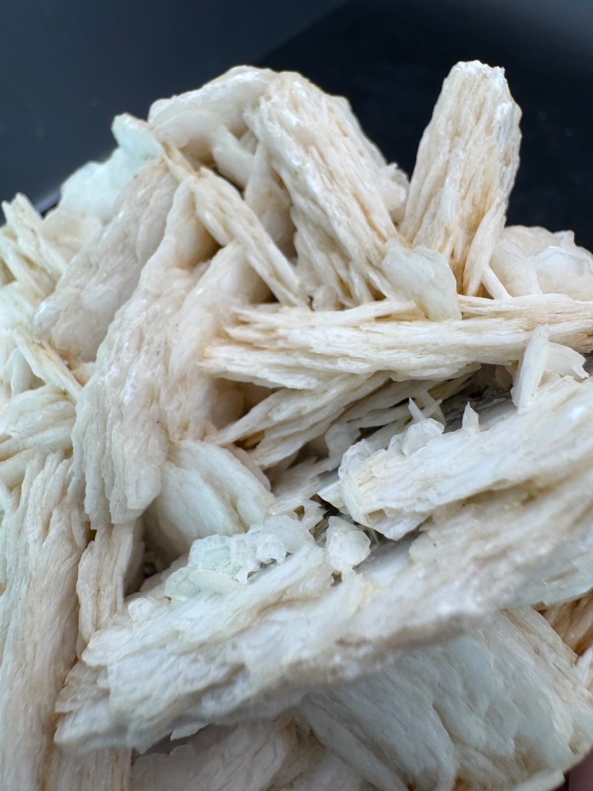 6672 Lovely White Petal Calcite with Pink UV Hu Bei 654g