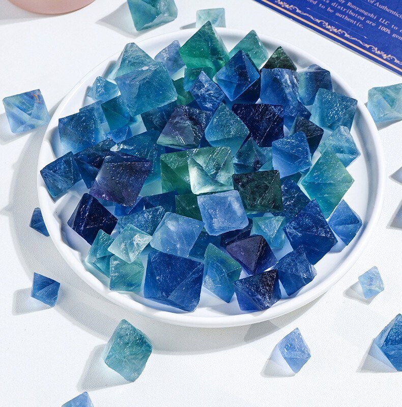 100g/Lot Natural Blue Fluorite Octahedron Crystal Mineral Crystal Healing US