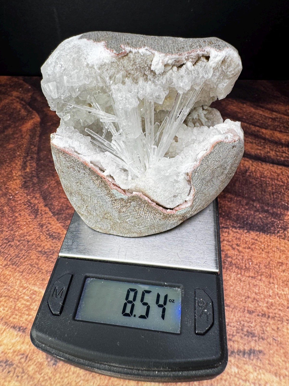 White Spray Scolecite geode from India – 241g