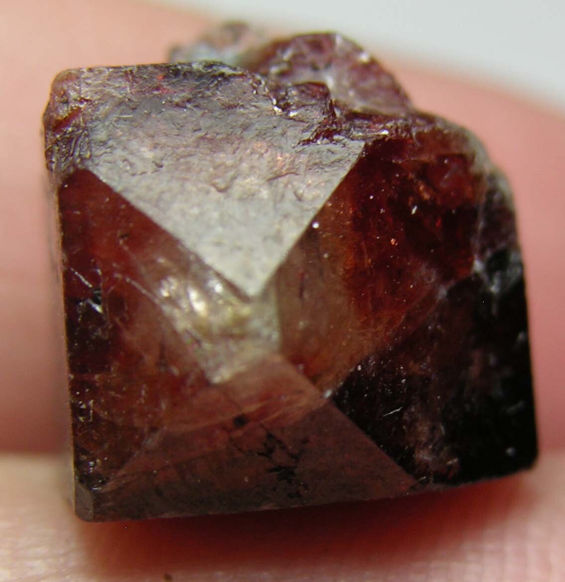 #28 Afghanistan 32.10ct Natural Octagonal Brownish Red Zircon Specimen 6.4g 18mm