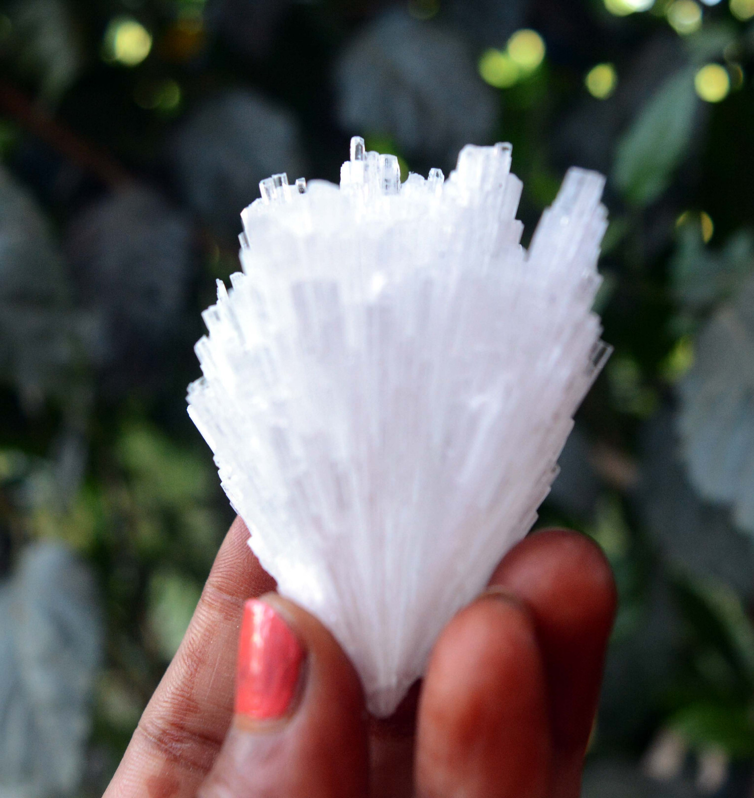 scolecite spray minerals specimen j-7