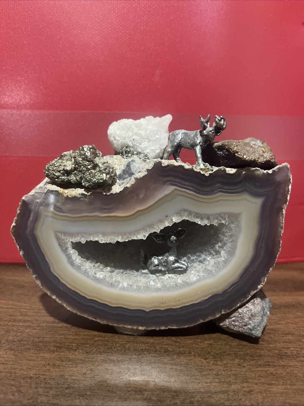 Handmade Agate Geode Deer Diorama Quartz Crystal Pyrite Wildlife Rock Art Displa