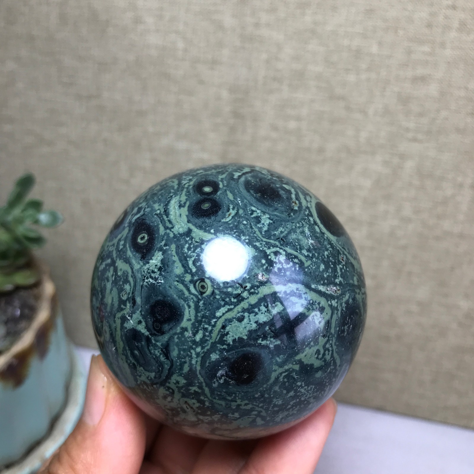 Top Natural Green Kambaba jasper quartz crystal sphere ball healing 328g A4813