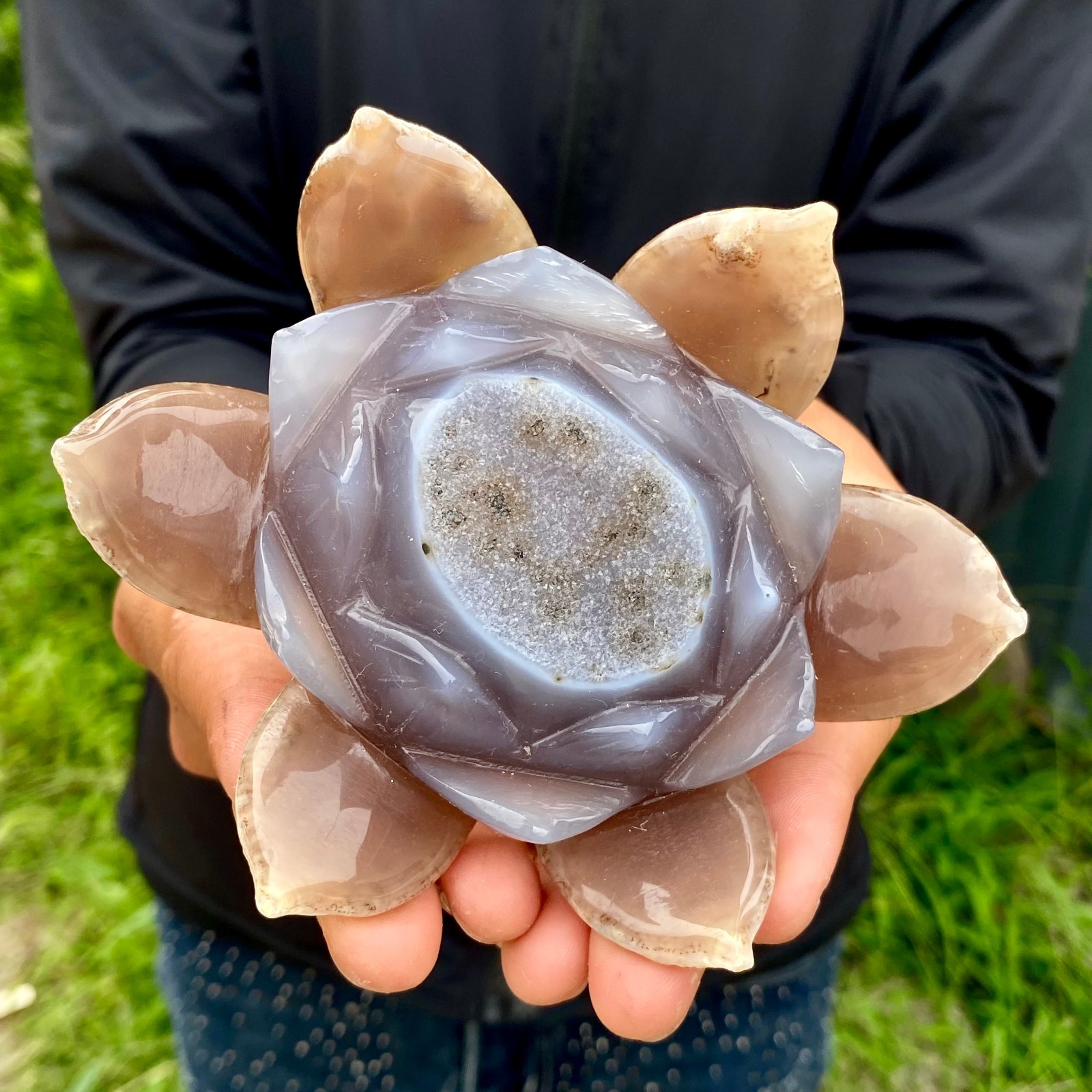 343G Natural Agate Geode Carved Lotus Flower, Hand Carved Healing Crystal Home