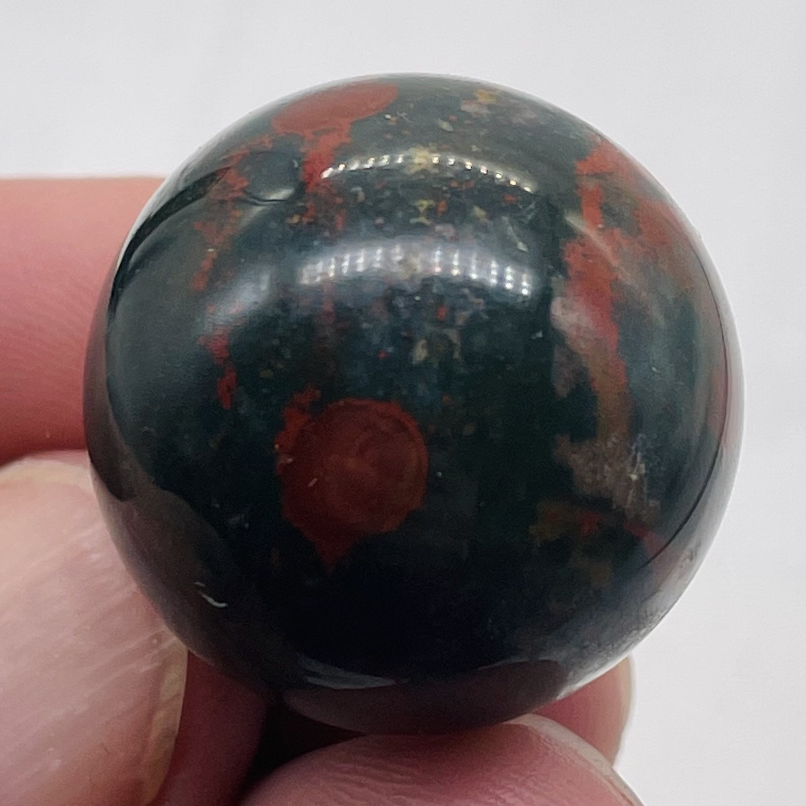 Bloodstone Sphere 20g (3oz) Display Specimen | 25mm (1″) | Green Red | 1 Sphere|