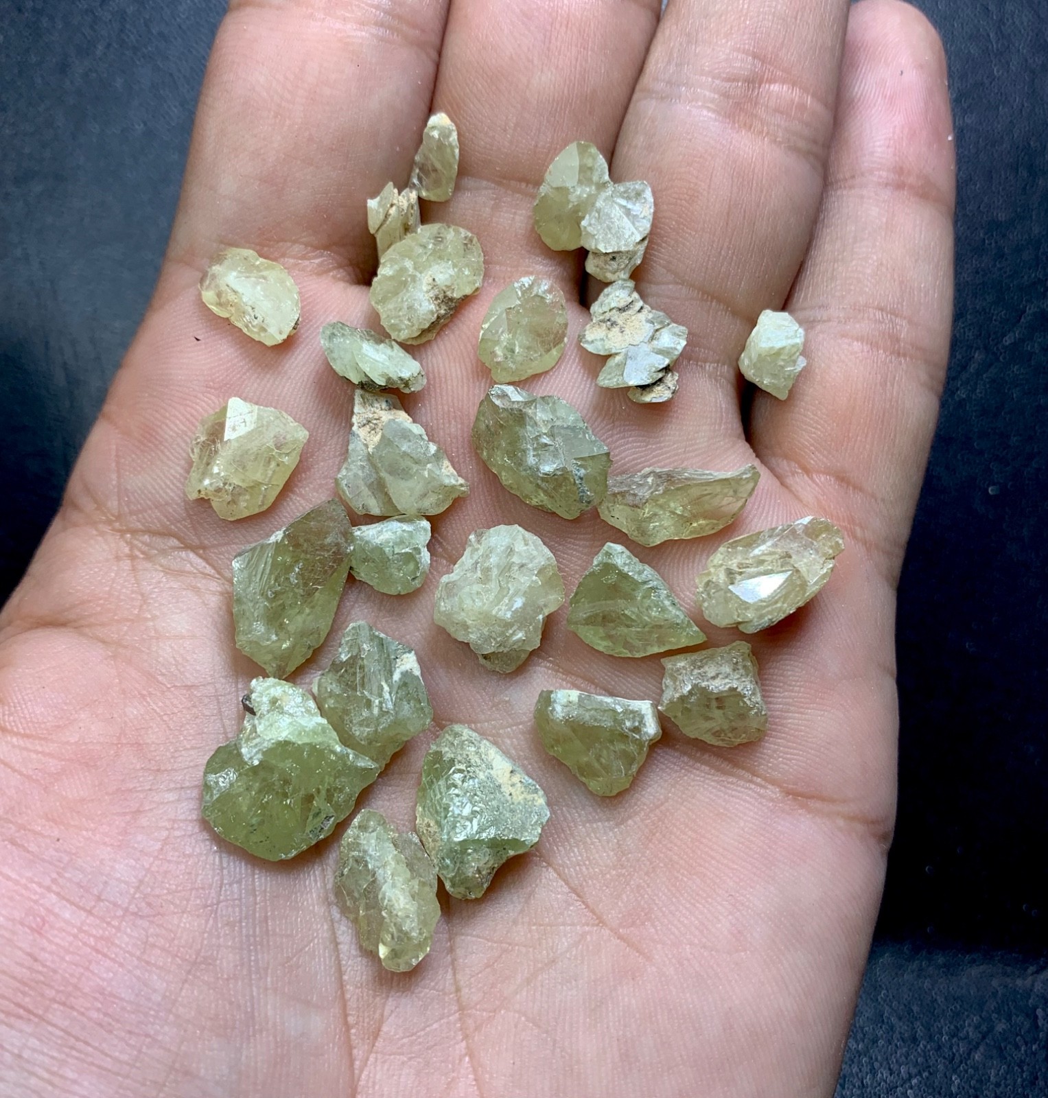 14 Grams Sphene Rough Lot from Pakistan.