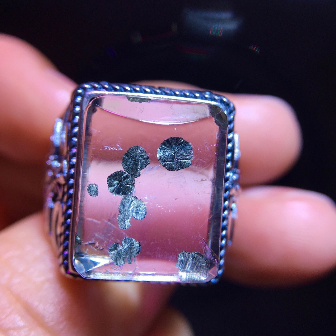 Full bezel brass ring