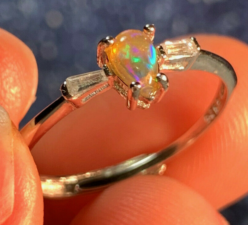 *DAINY STACKABLE PRECIOUS ETHIOPIAN OPAL NATURAL FULL SPECTRUM FLASH RING .925*