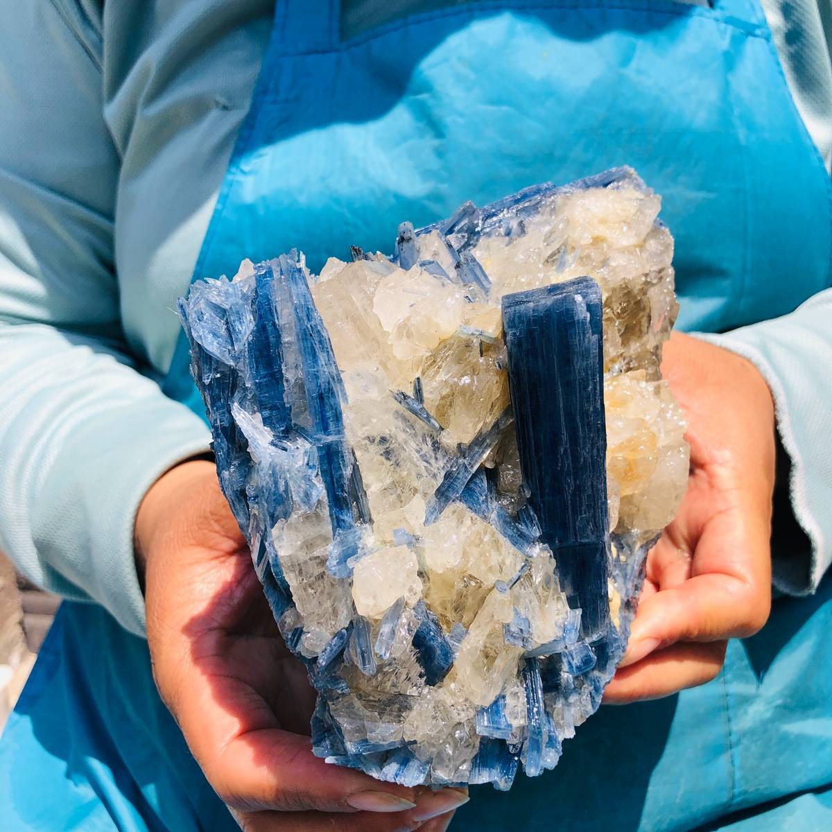 1830G Natural Blue Crystal Kyanite Rough Gem mineral Specimen Healing