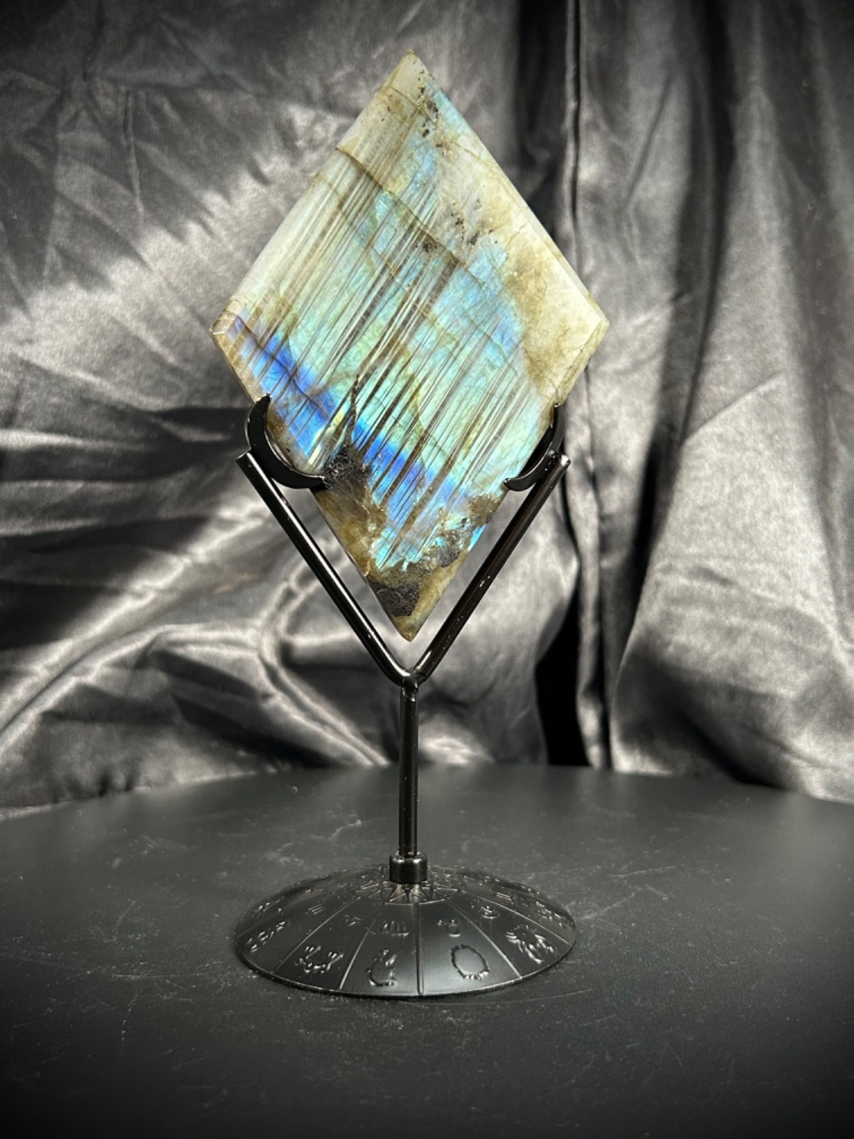 7″ Tall Flashy Grey Labradorite Rhombus With Metal Stand (174 grams)