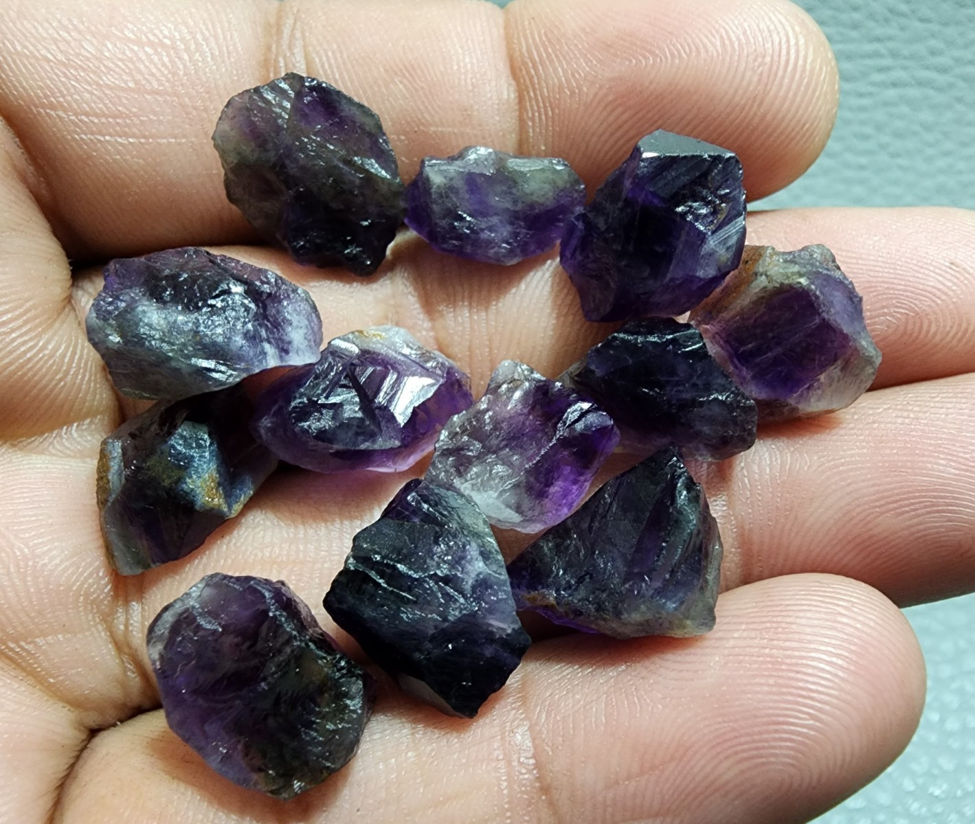 12 Pcs Glowing A+ Purple Amethyst Rough Gemstone Raw Size 13-15 MM Crystal Rough
