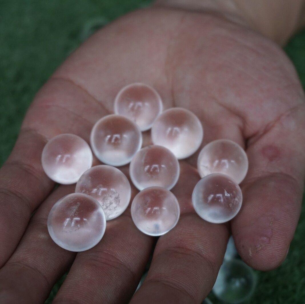 100Pcs Natural White Clear Quartz Crystal Sphere Ball Polished Healing 16-18mm