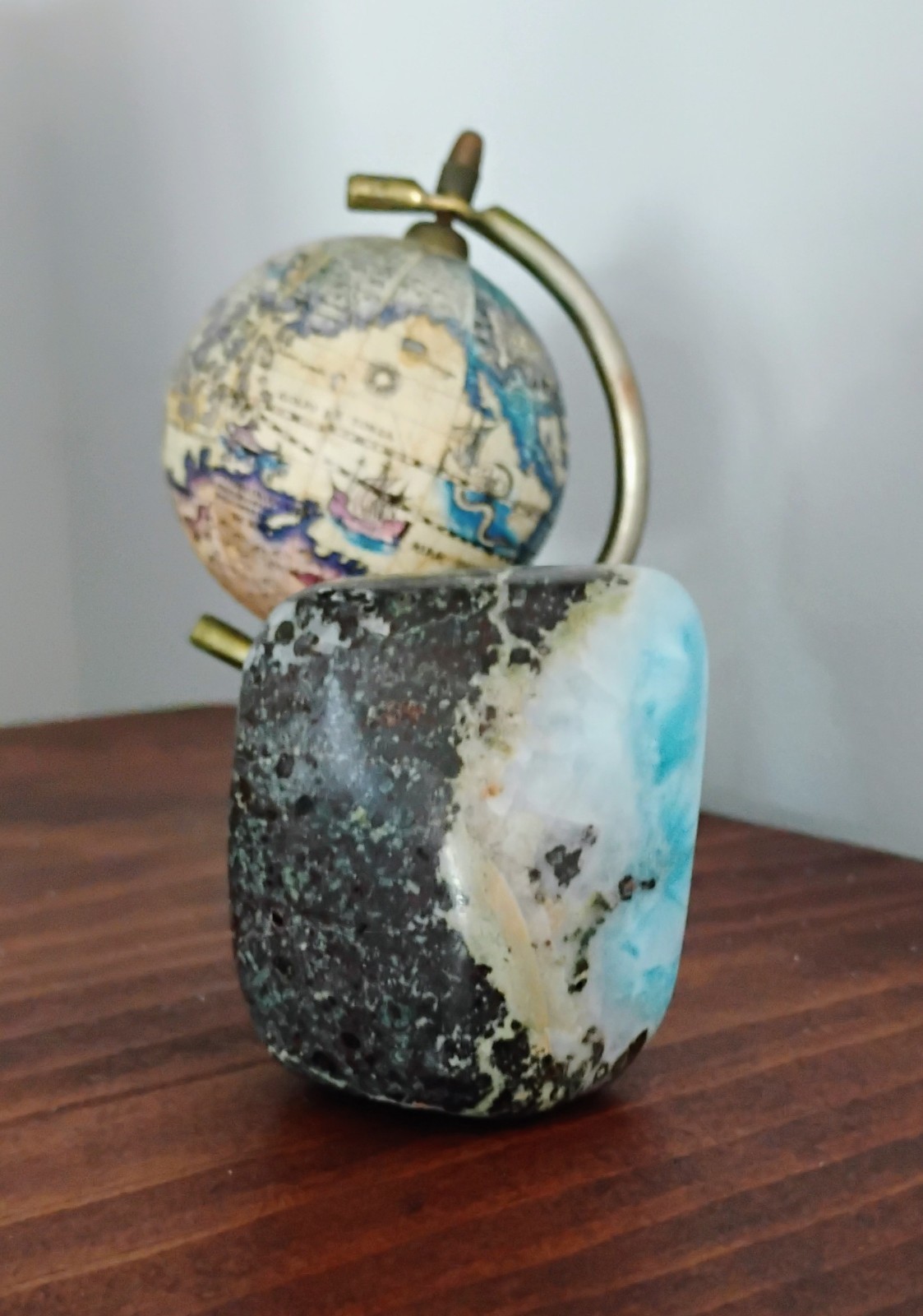 DEEP BLUE DOMINICAN REPUBLIC LARIMAR FULLY POLISHED 53mm x 39mm x 33mm